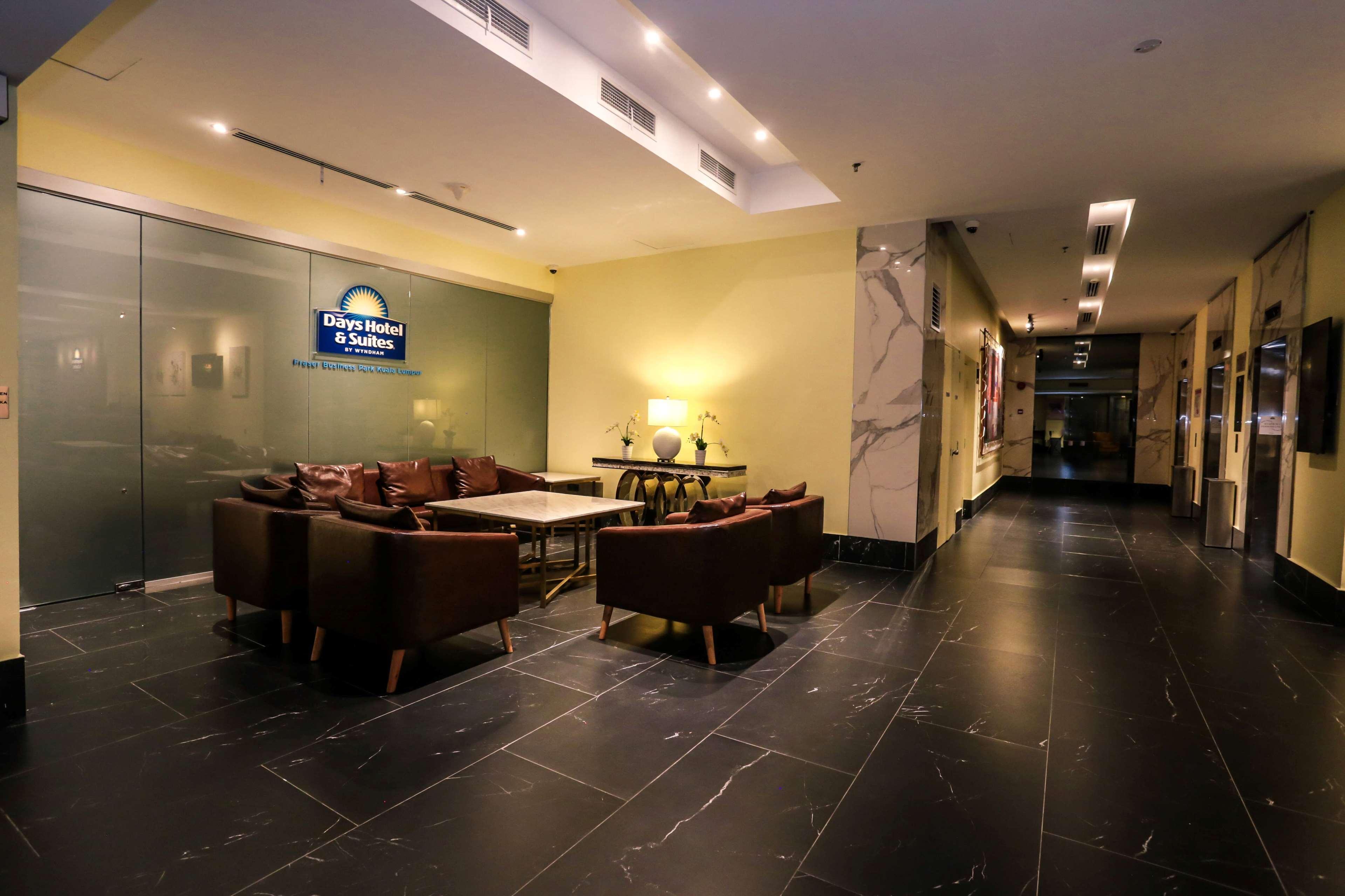 Days And Suites Fraser Business Park Kl Kuala Lumpur Exteriér fotografie